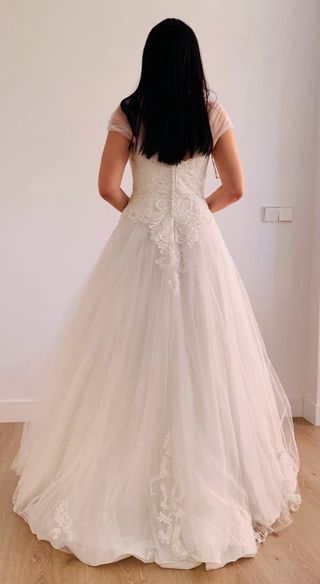 Vestido de novia Fergie