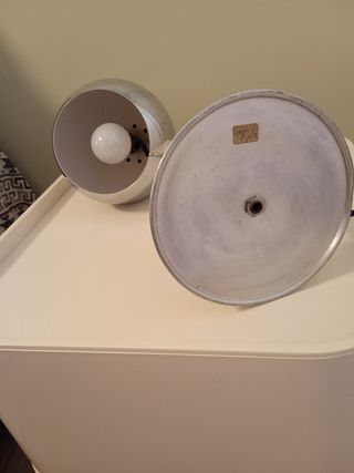 Lampara vintage de mesa.