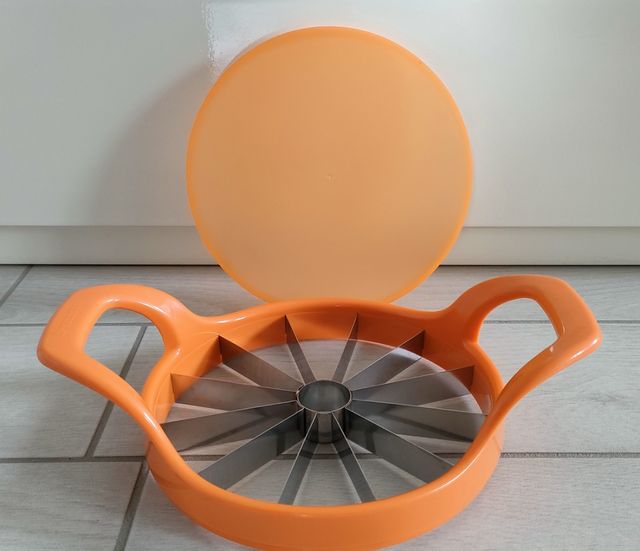 Affetta melone in plastica dura