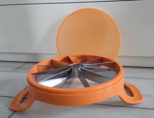 Affetta melone in plastica dura