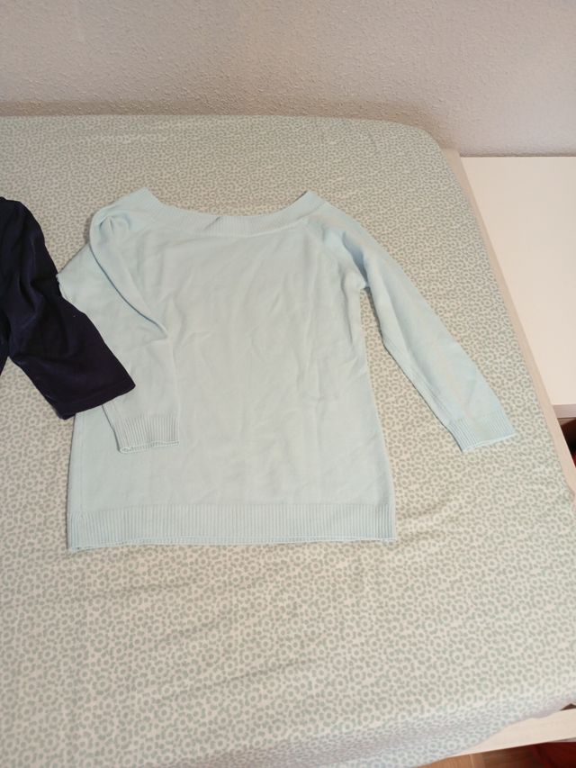 2 camisetas manga francesa/cuello barco.