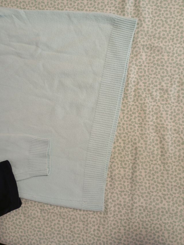 2 camisetas manga francesa/cuello barco.