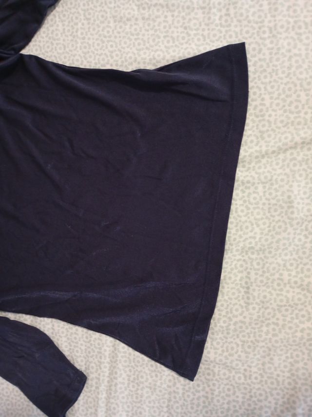 2 camisetas manga francesa/cuello barco.