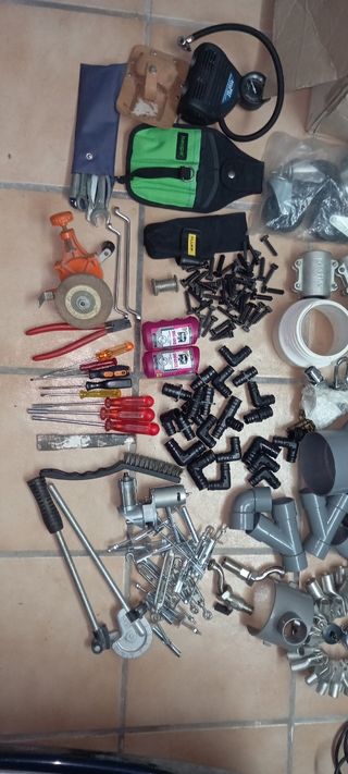 Material fontaneria, luz y herramientas