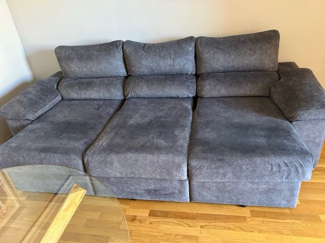 Sofa de cuatro plazas abatible