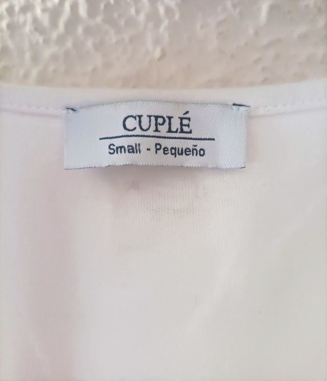 Camiseta Cuplé