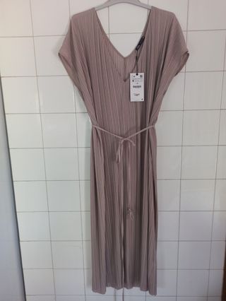 Vestido midi de Zara