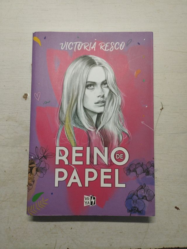 Libro Reino de Papel de Victoria Resco