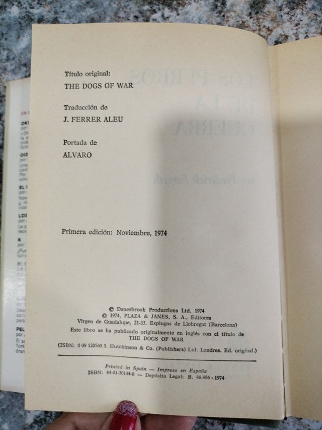 Libro los perros de las guerra