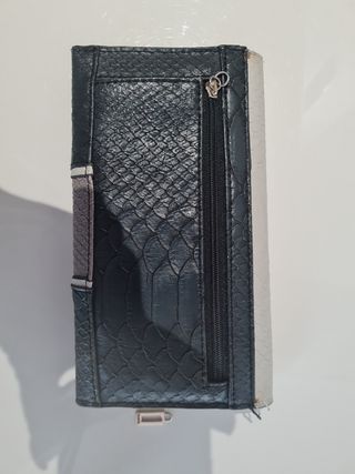 Billetera GUESS