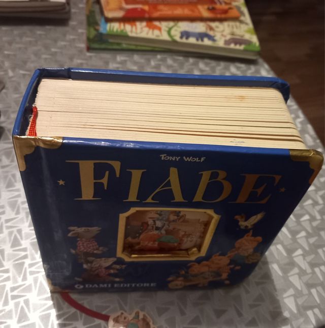 Libro Fiabe (Tony Wolf, Dami Editore)
