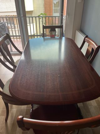 Mesa de comedor en roble  6 puestos extendible 