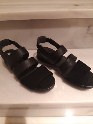 Camper sandalias negras numero 38 sin estrenar