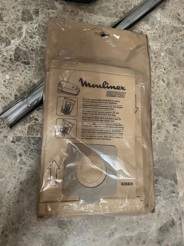 Aspiradora con cable y bolsa