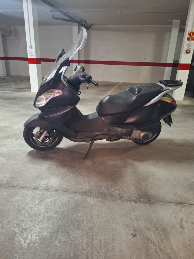 Scooter Motocicleta Aprilia Arrecife 125