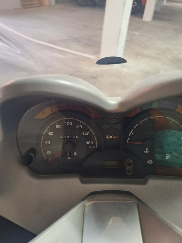 Scooter Motocicleta Aprilia Arrecife 125