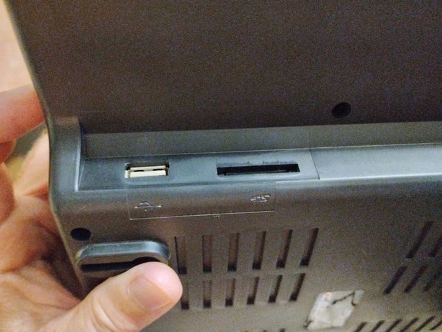 Minicadena Avenzo AV6020