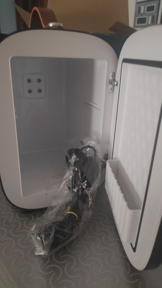 Nevera Cecotec 4l