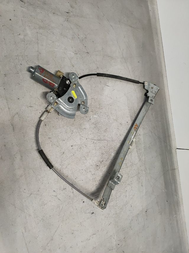 ✅ELEVALUNAS DELANTERO DERECHO MEGANE I