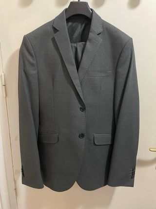 Traje Boston