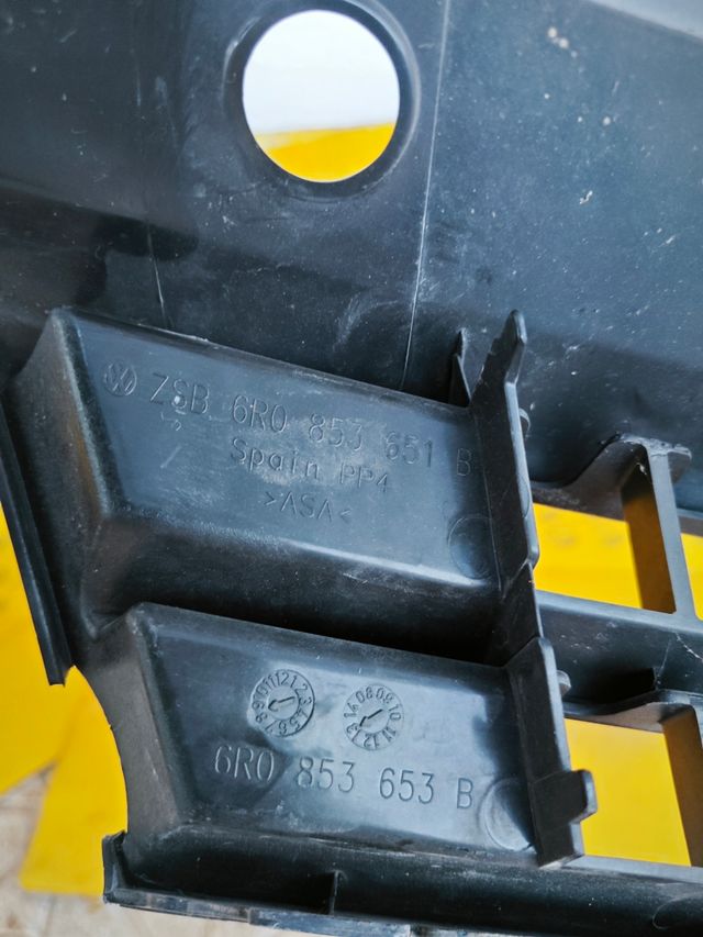 Parrilla frontal Volkswagen Polo