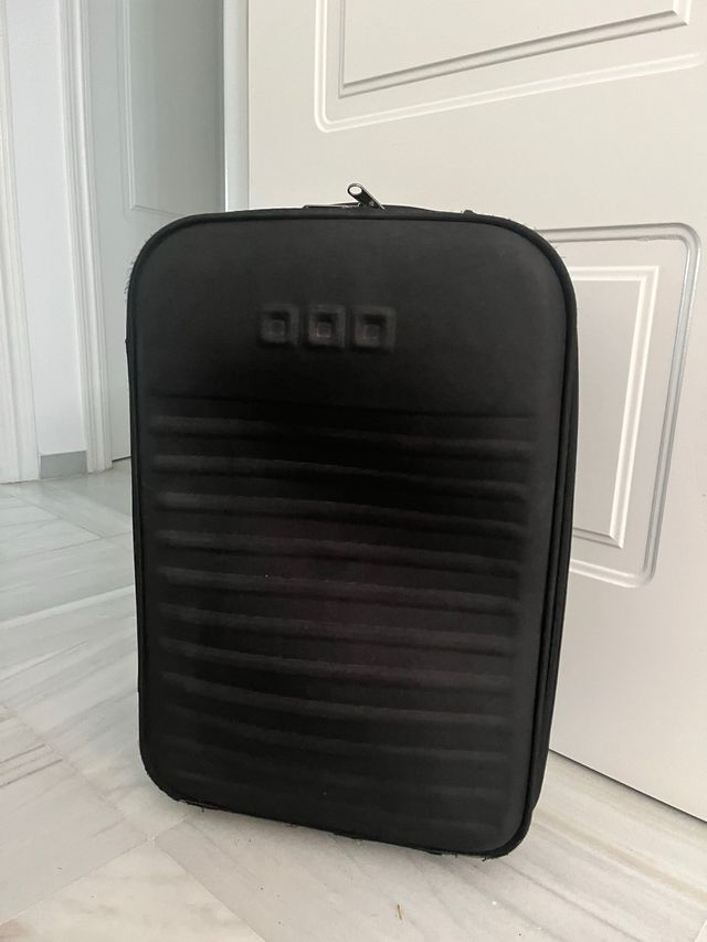 Maleta misako negra
