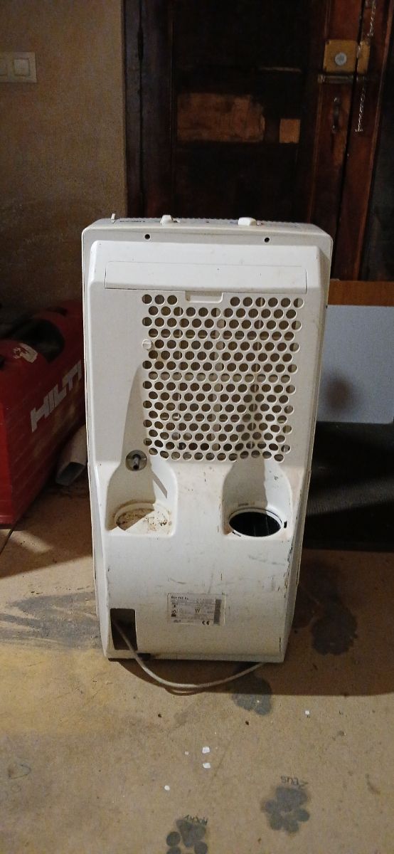 Aire acondicionado y calefactor portátil