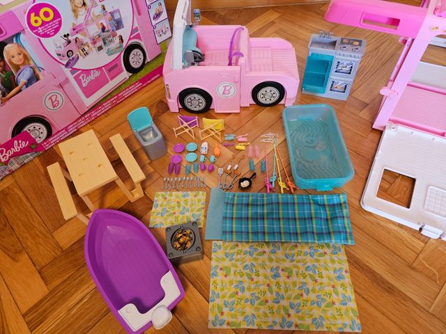 Barbie caravana dream camper