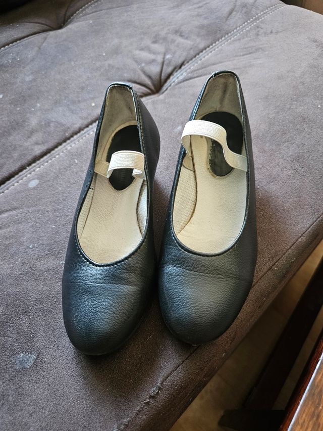 Zapato de jota talla 31