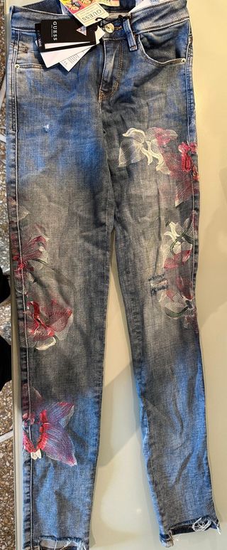 Jeans Guess Skinny Nuovi con Cartellino -Taglia 24