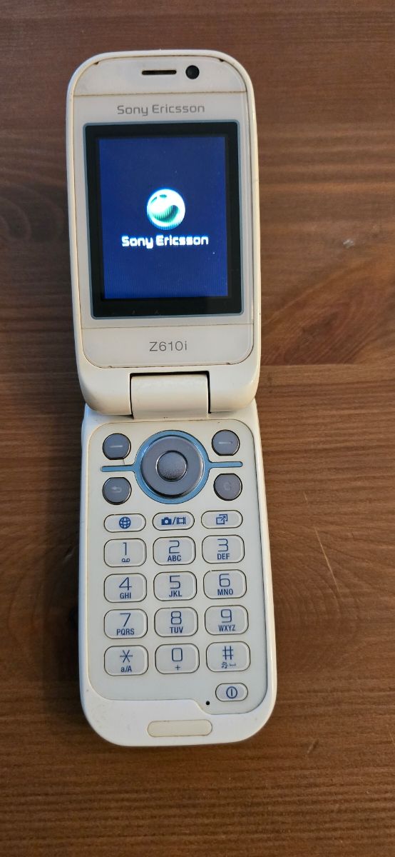 SONY ERICSSON Z610i