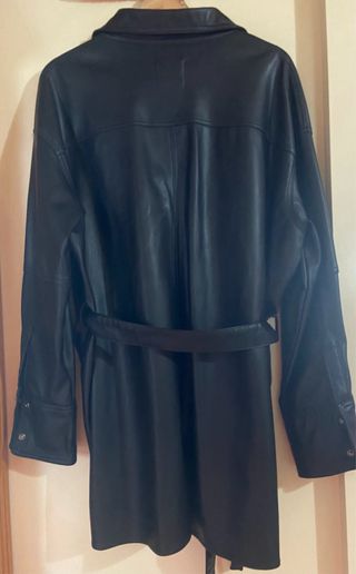 Chaqueta polipiel,sahariana.Negra.Zara.XXL.Nueva
