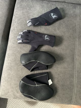 Escarpines y guantes buceo