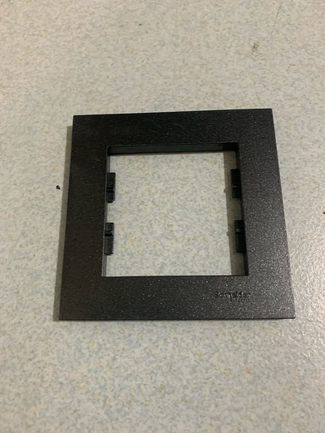 Marco simple Schneider