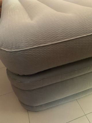 VENDO COLCHÓN HINCHABLE SIN USAR.