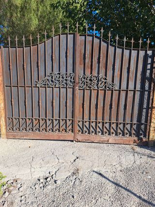 Puerta de forja