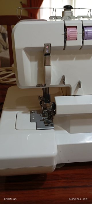 Máquina remalladora