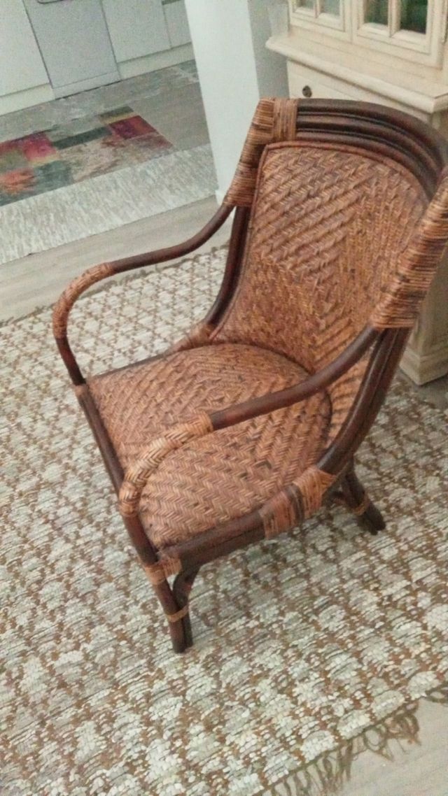 Sillón ratán vintage 