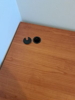 Escritorio con cajonera