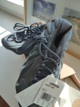 YEEZY 450 by ADIDAS