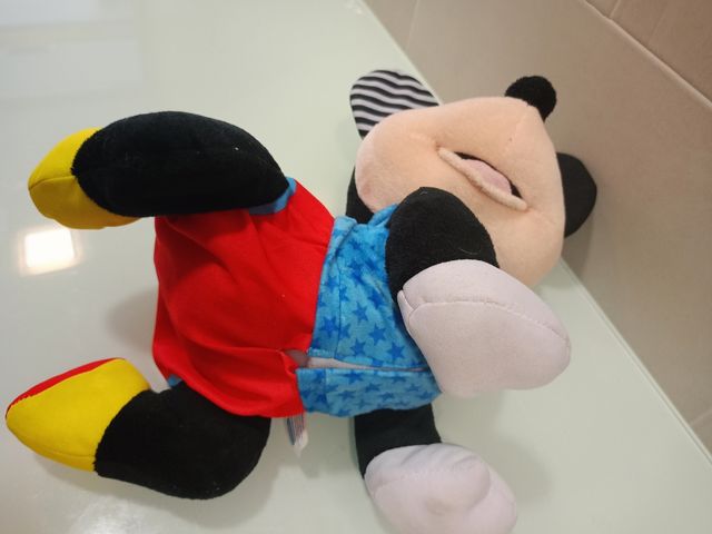 Peluche interactivo Mickey gateo