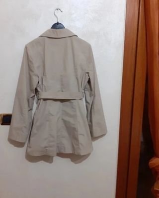 Trench color biscotto