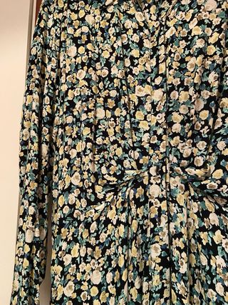 Vestido floral largo de Zara
