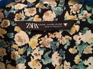 Vestido floral largo de Zara