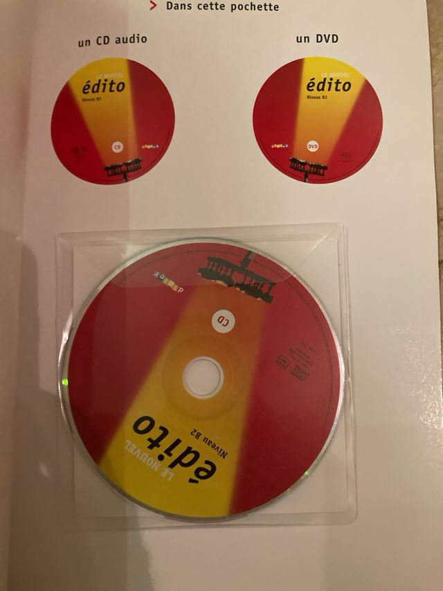 Libro de texto lengua francesa.