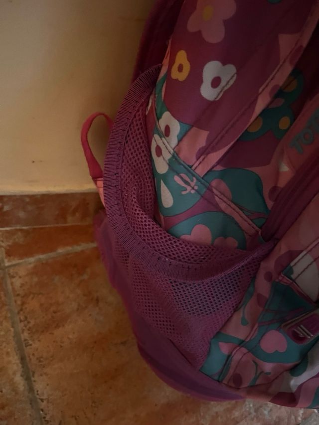 Mochila escolar con ruedas Totto