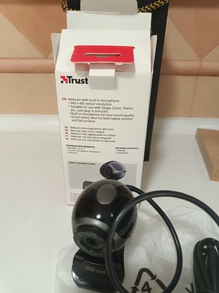 Webcam nueva micrófono incorporado trust