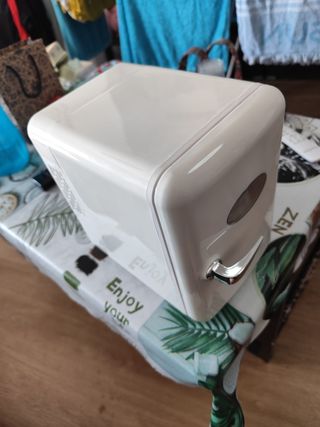 Mini nevera