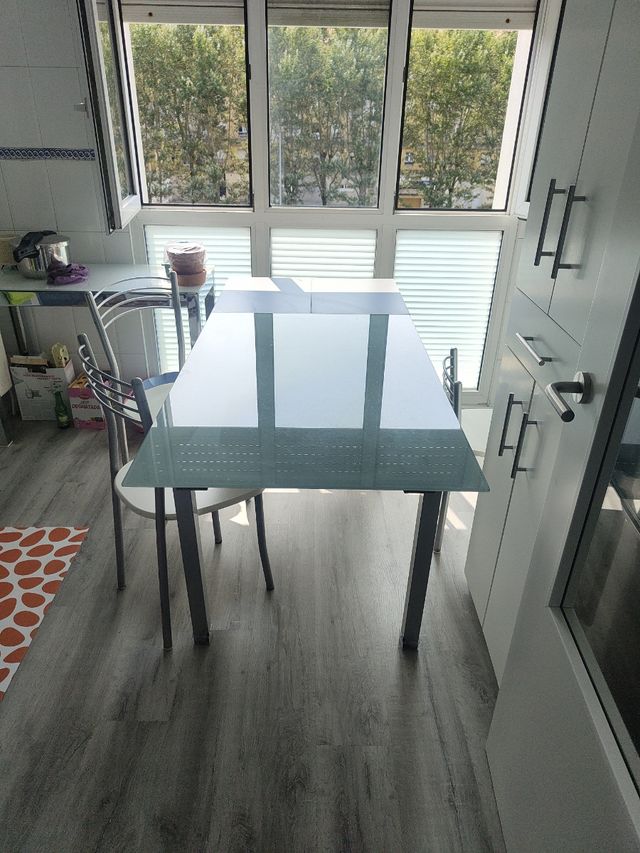 Mesa de cristal cocina