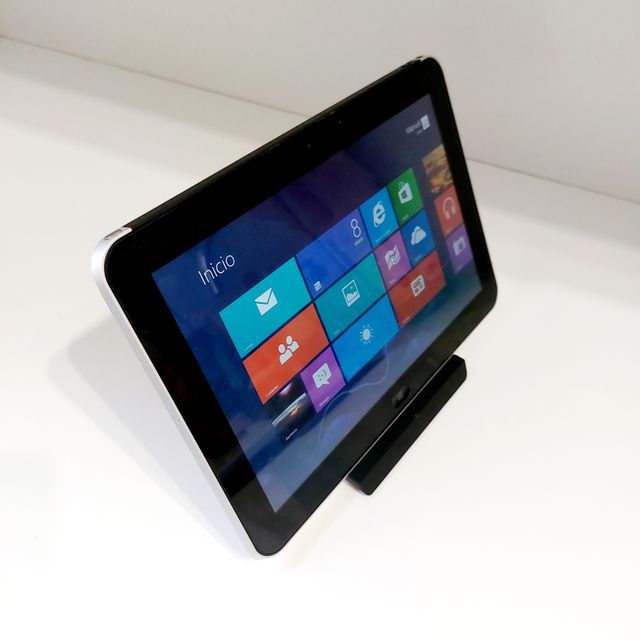 Tableta HP ElitePad 900 con accesorios